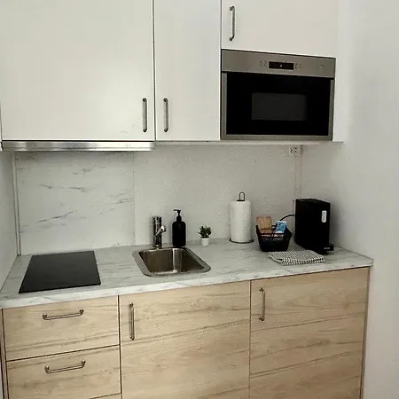 Appartement Sweet Nest - Close To The Lido & Lake!